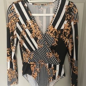 V-neck Baroque Print Charlotte Russe Bodysuit